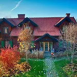 Gosciniec Szuwary 홈스테이 Krutyń