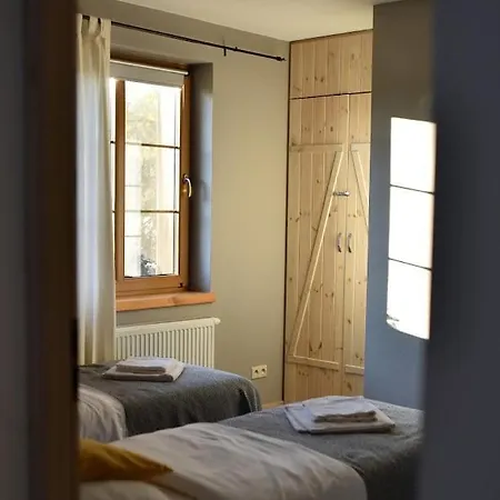 Gosciniec Szuwary Rum i privatbostad *