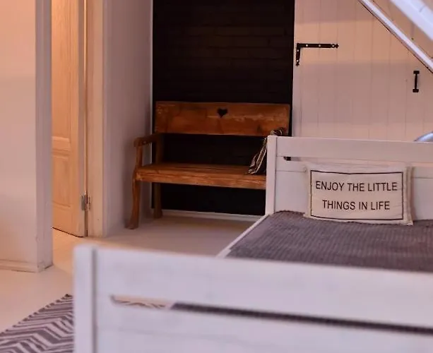 Homestay Gosciniec Szuwary *